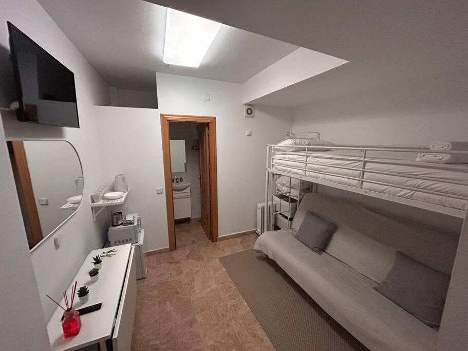 Cute Studio In Gran Via -Si1 Madrid Exterior photo