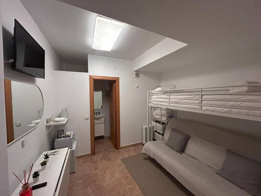 Cute Studio In Gran Via -Si1 Madrid Exterior photo
